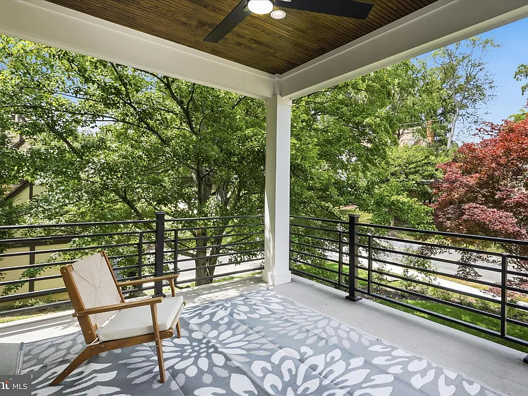 5921 Chesterbrook Rd — Photo 45