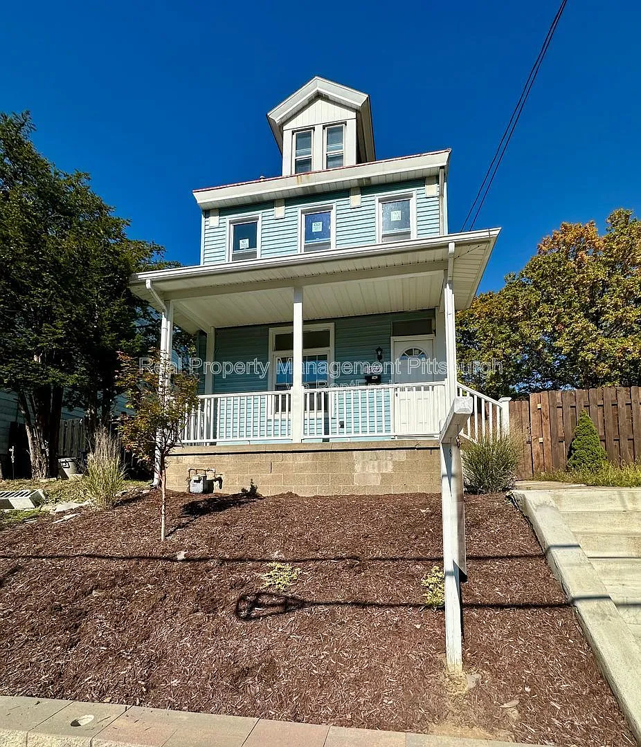 3 bed, 2.0 bath, 1586 sqft, $1,850 — Photo 1