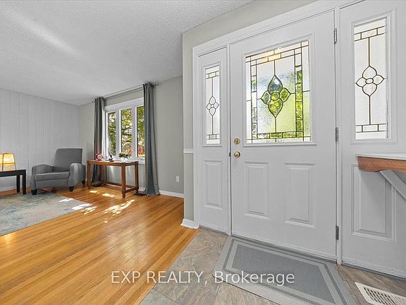 5th image of 2697 Ulster Cres