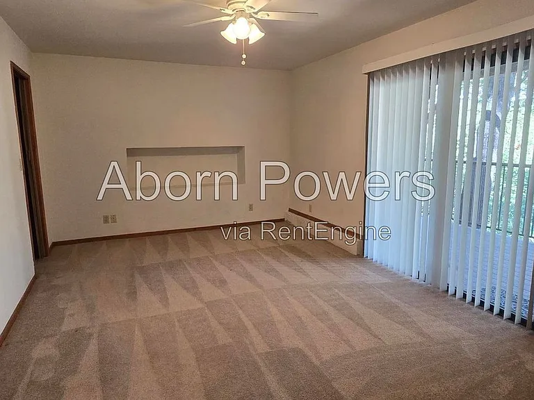 2787 Boardwalk St #B — Photo 8