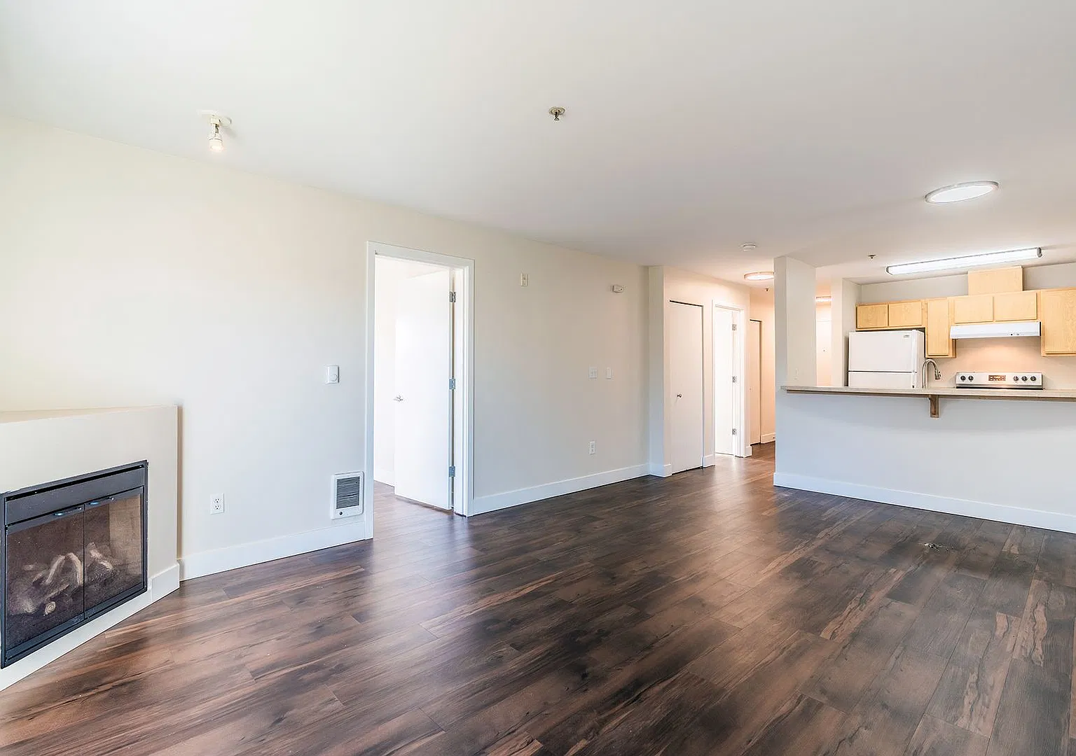Oak View Apartments — Photo 2