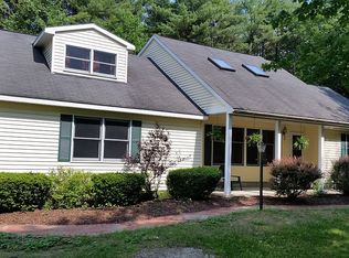 10 Pineview Dr, Greenwich, NY 12834