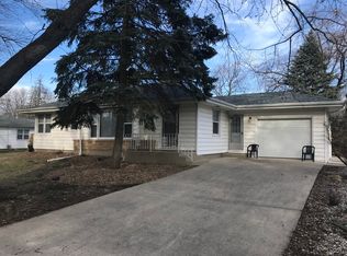 408 Dixmoor St, Joliet, IL 60435