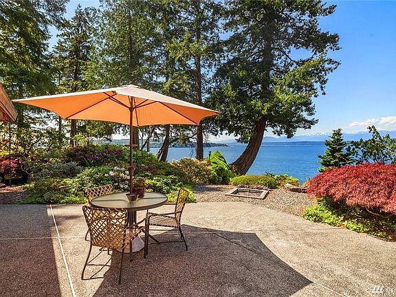 4th image of 34245 Hood Canal Dr NE