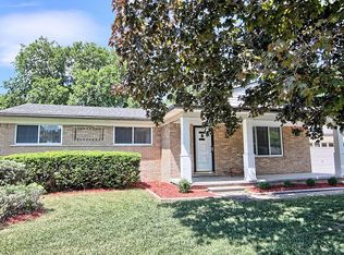 8429 Bellarine Dr, Shelby Township, MI 48316