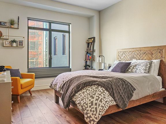 3rd image of 147 Hope St #4I