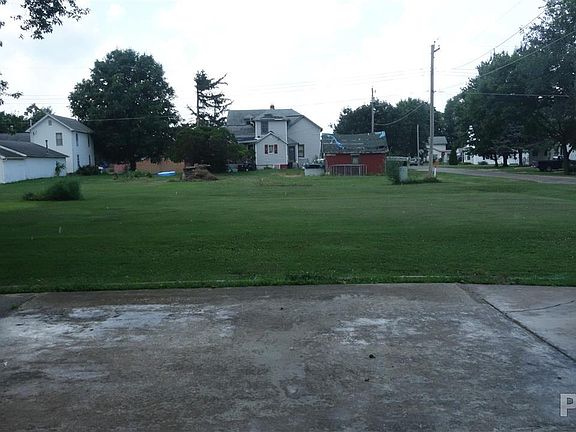 5th image of 215 N Kellogg St