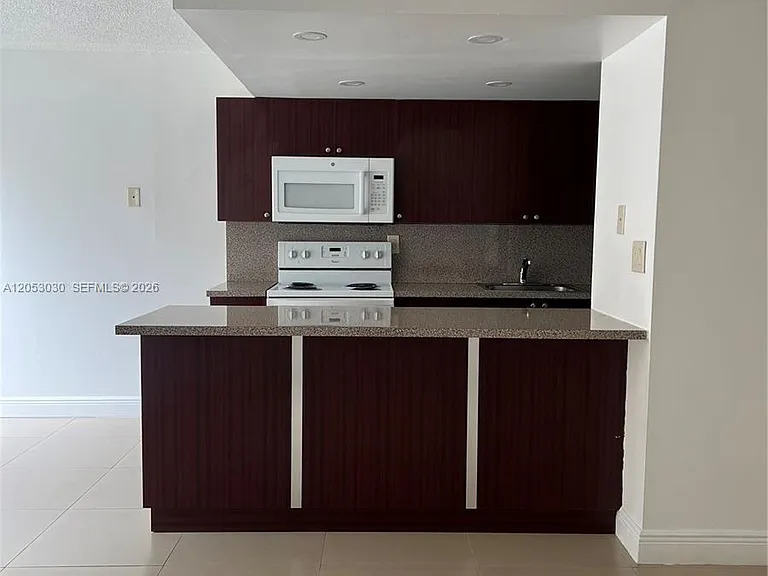 9310 W Flagler St #115A — Photo 4