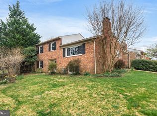 700 S Florida St, Arlington, VA 22204