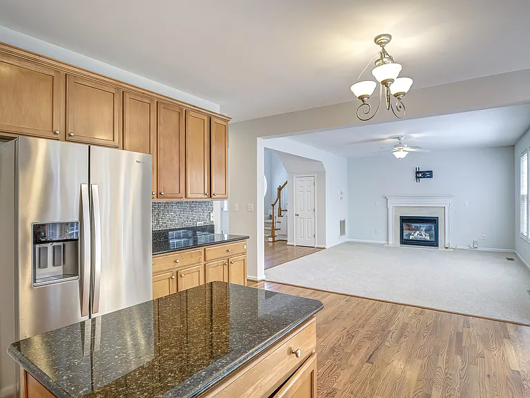 2103 Templeton Gap Dr — Photo 22
