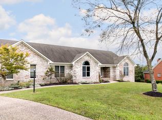 14 Oak Tree Ln, Louisville, KY 40245