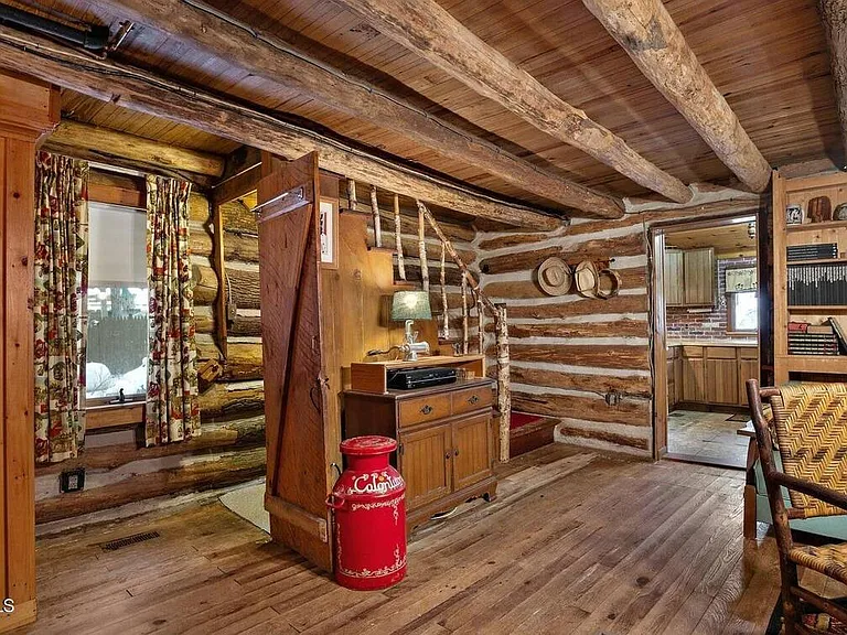 33 Chuckwagon Trl — Photo 11