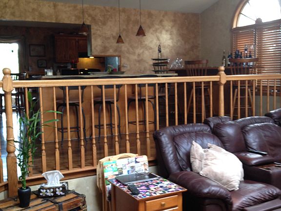 3rd image of 6249 W 125th St
