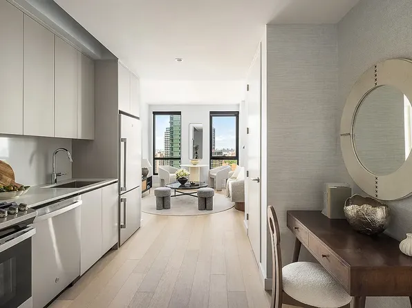 567 Fulton Street image 3 of 29