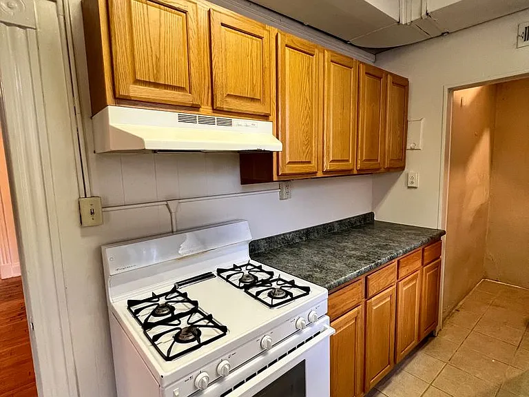 3024 Stuart Ave — Photo 7