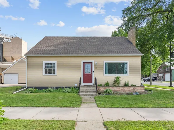125 W Church St, Belle Plaine, MN 56011
