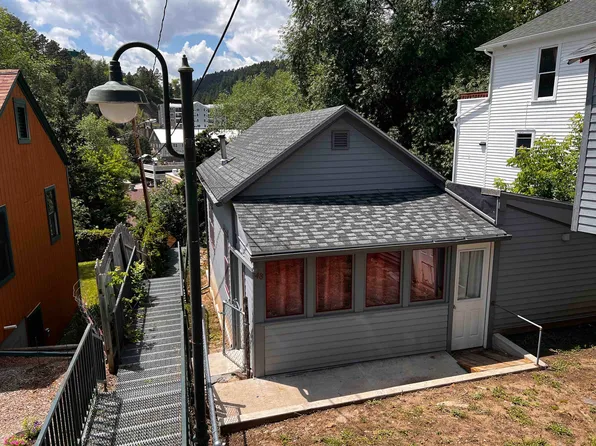 48 Taylor Ave, Deadwood, SD 57732