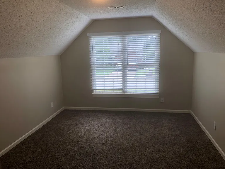 269 Oakleigh Dr — Photo 10