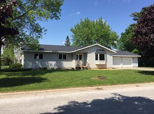120 Center St E, Harmony, MN 55939