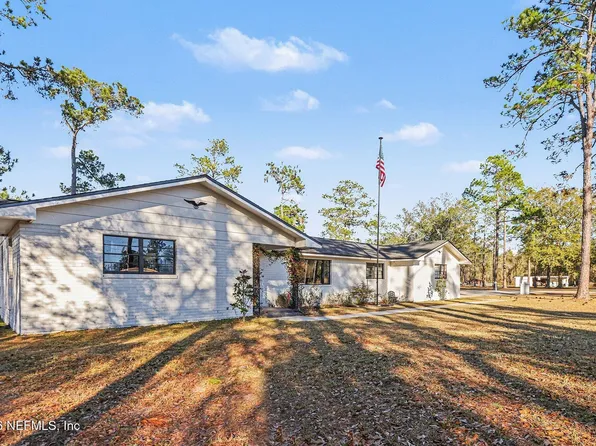 4279 BARBER BROS Circle, Macclenny, FL 32063