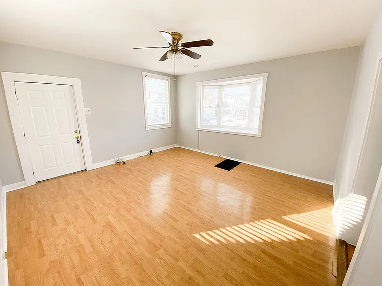 4177 Schiller Pl — Photo 5