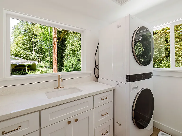 1520 Morgan Rd NW — Photo 30