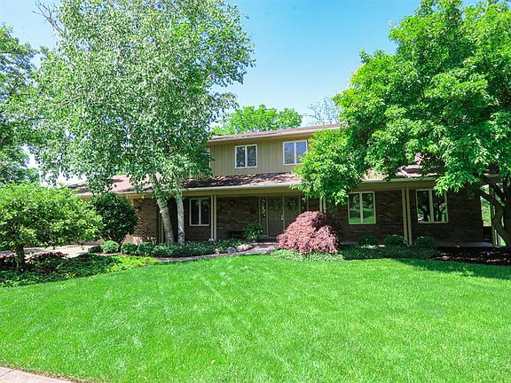 2nd image of 108 Marymont Ct