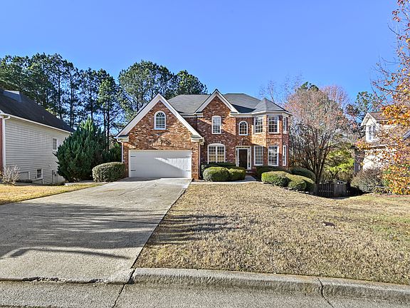 2nd image of 137 Towne Park Dr