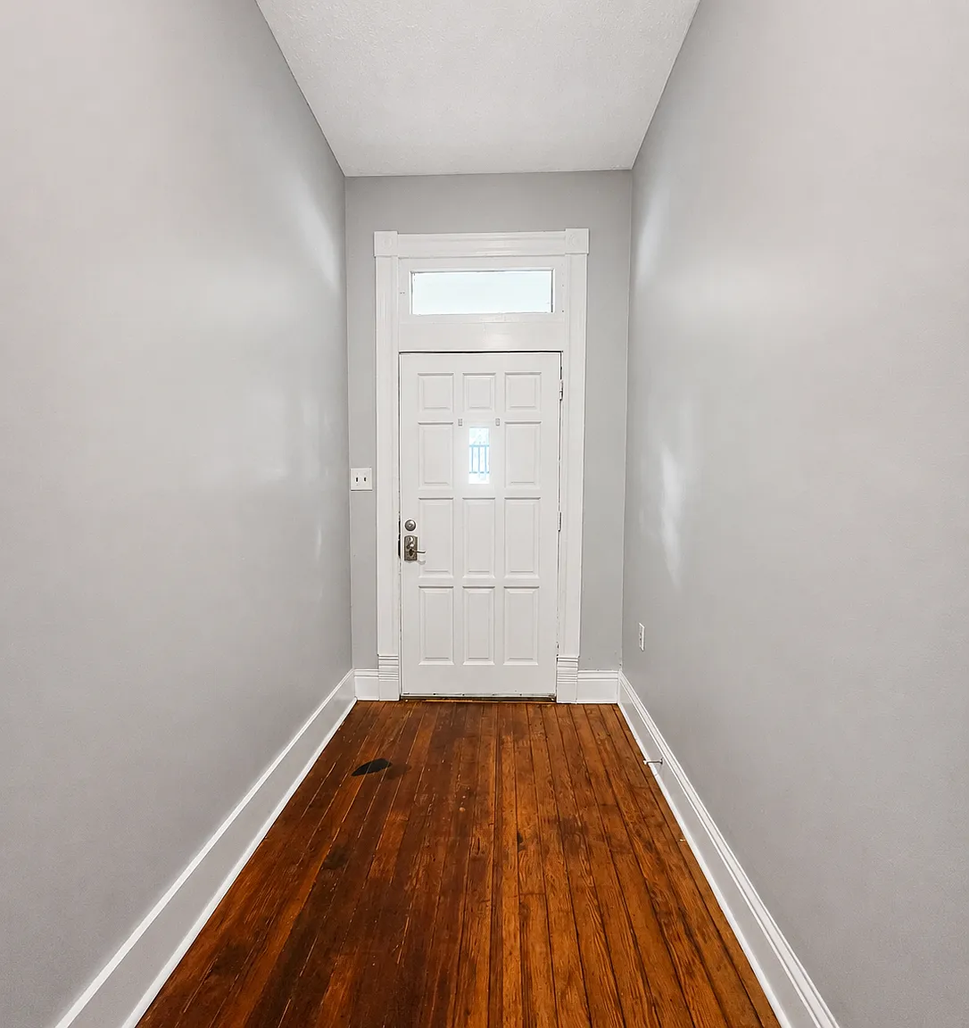 4 bed, 1.5 bath, 1458 sqft, $2,150 — Photo 3