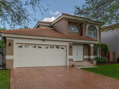 19613 NW 82nd Pl, Hialeah, FL, 33015