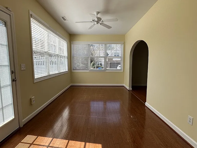 102 Jennel Way — Photo 15