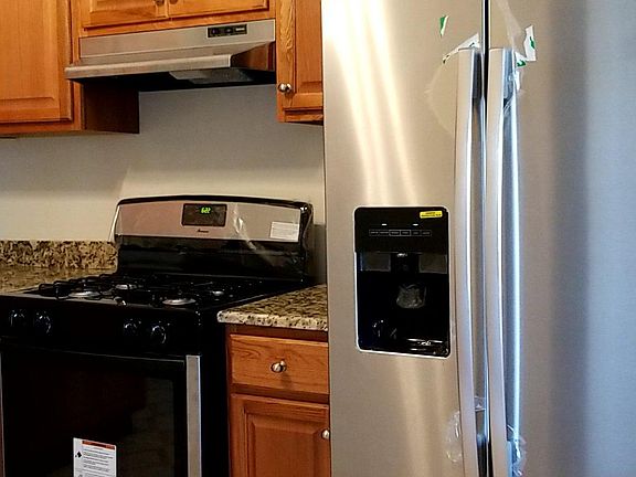 4th image of 3441 W Evergreen Ave #2