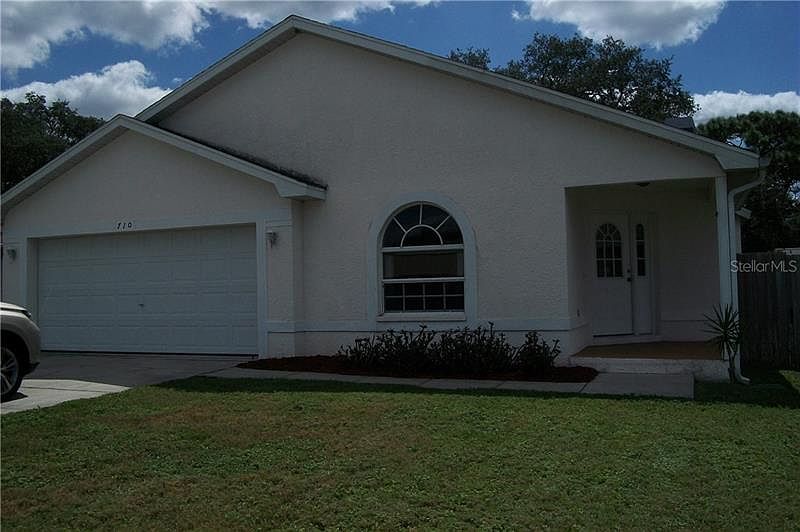 1st image of 710 Live Oak St