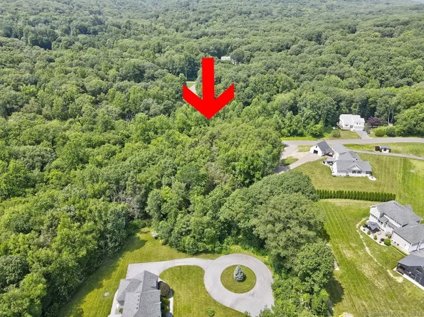 27 Wildcat Road, Burlington, CT 06013