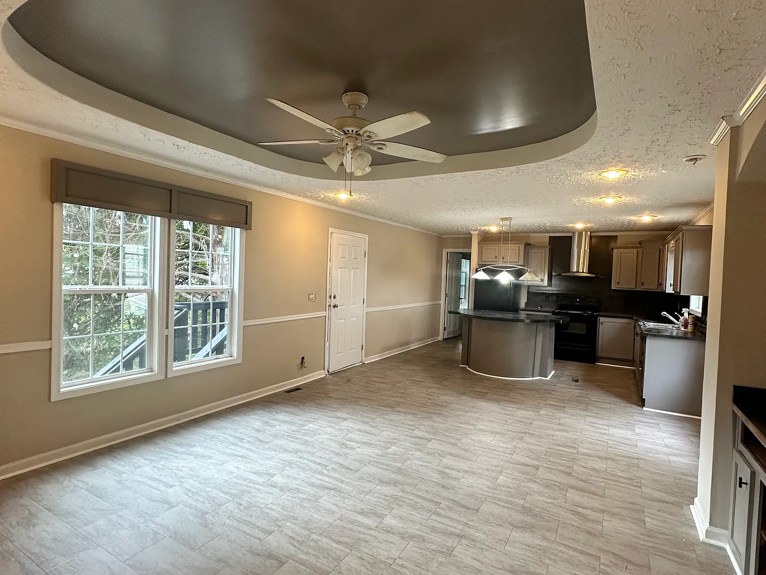 3 bed, 1216 sqft, $1,500 — Photo 3