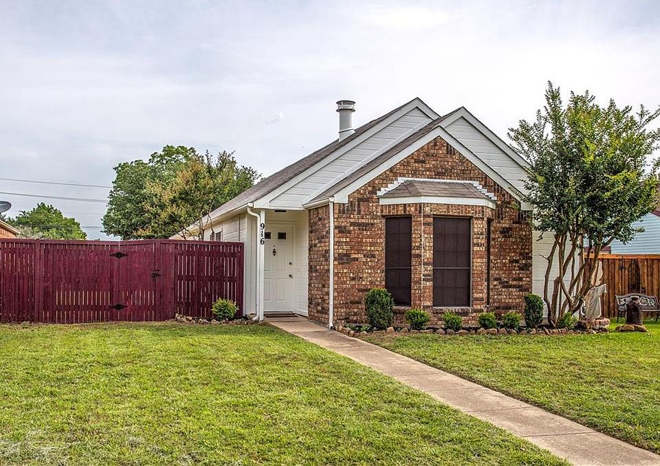 1st image of 916 Sugarberry Dr