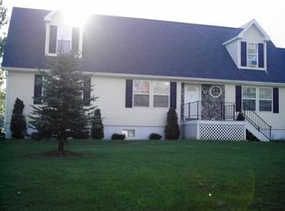 29 Cambridge Ave, Morrisville, NY 13408