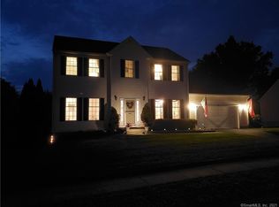 27 Walt Dr, Meriden, CT 06450