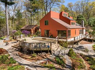 11 Chaplin Cir, Boxford, MA 01921