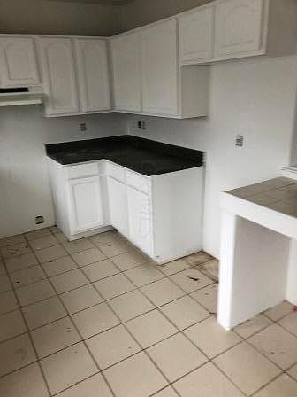 1st image of 1530 Fuller Ct