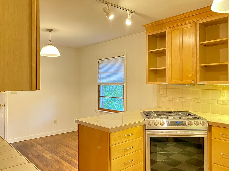 113 McKoy St — Photo 13