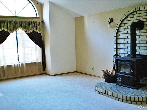 4th image of 21 SE Copper Mountain Ct