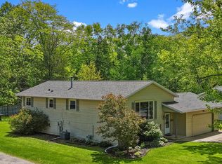 7 Ridgway St, Elkhorn, WI 53121