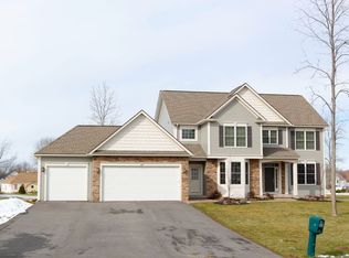 11 Coyote Run, Spencerport, NY 14559