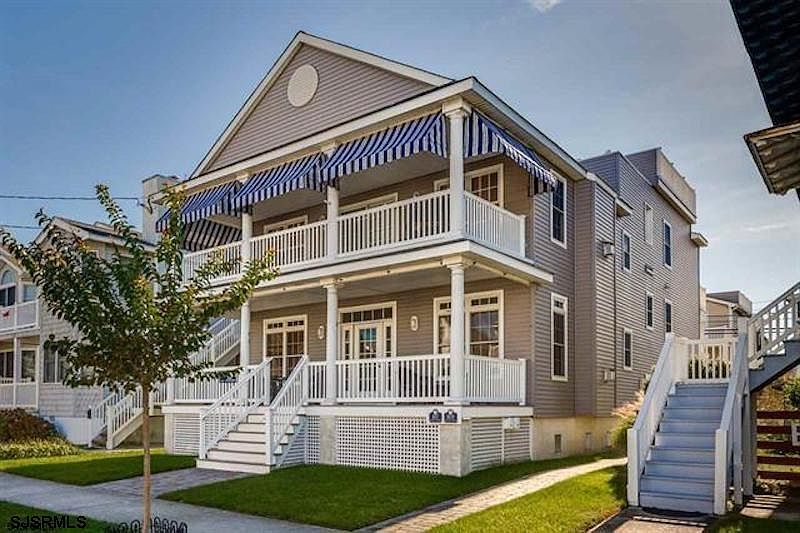1st image of 1657 Asbury Ave #1