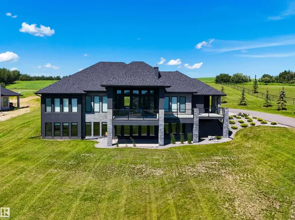 27320 Township Rd #534-24, Parkland County, AB T7X 3R9