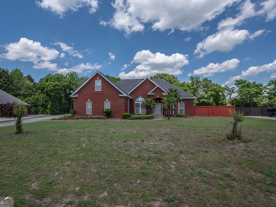 1st image of 644 Trails End Cir