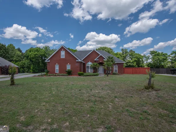 644 Trails End Cir, Bonaire, GA 31005