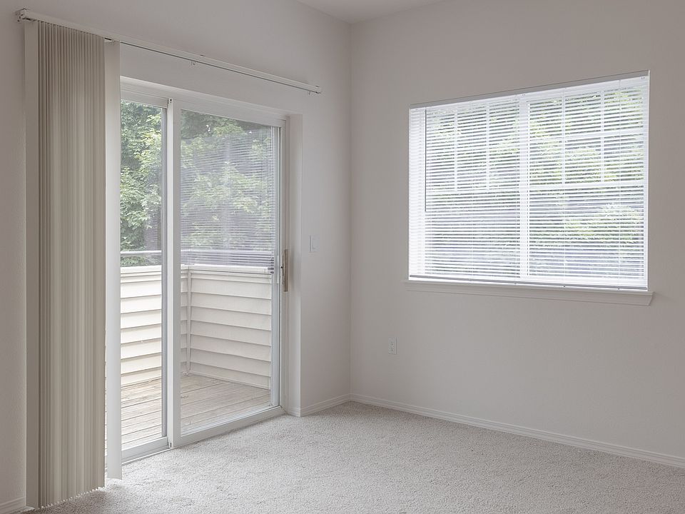 Landmark Apartments - Beaverton Oregon