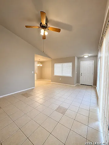 3 bed, 2.0 bath, 1089 sqft, $1,450 — Photo 4